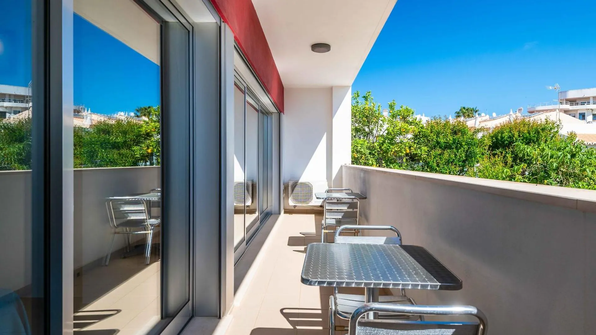 *** شقة فندقية البوفيرا Apartamentos Turisticos Monte Da Vinha II البرتغال