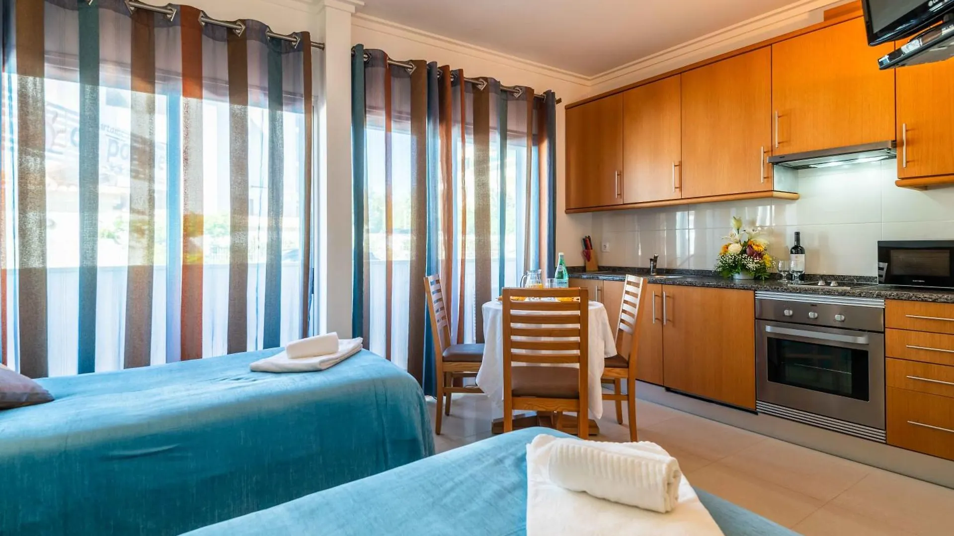 البوفيرا Apartamentos Turisticos Monte Da Vinha II 3*,  البرتغال