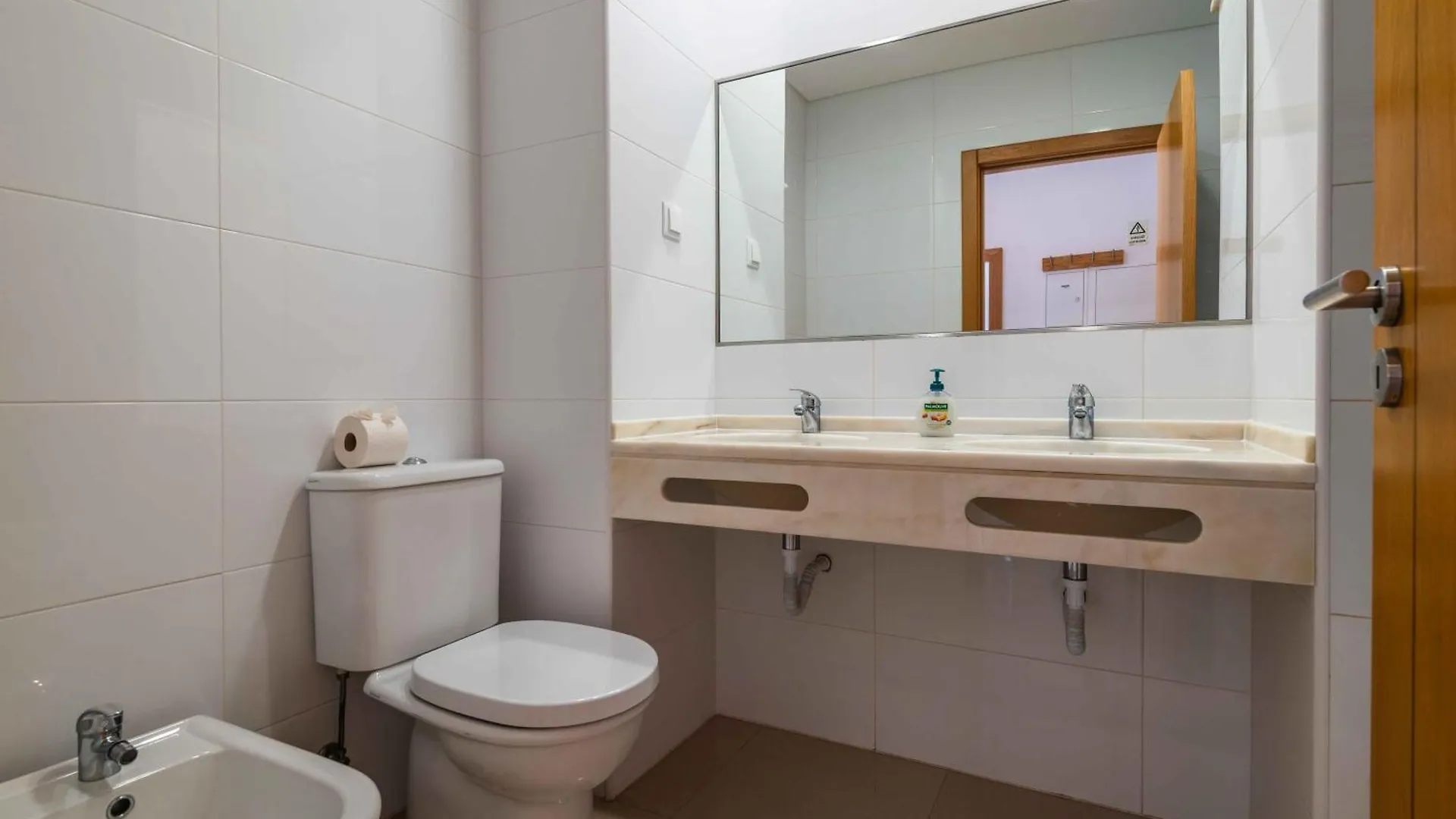 *** شقة فندقية البوفيرا Apartamentos Turisticos Monte Da Vinha II البرتغال